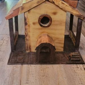 New home made bird house